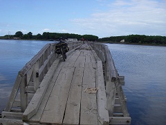 Мост через залив.